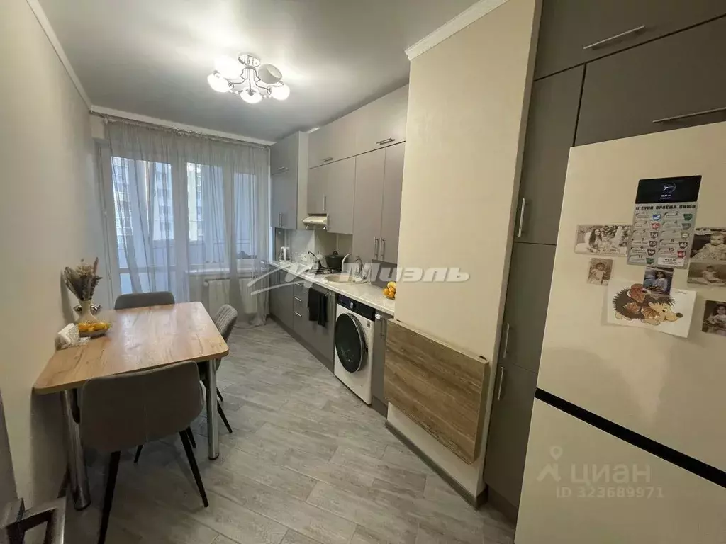 2-к кв. Крым, Симферополь ул. Балаклавская, 73Б (51.2 м) - Фото 1