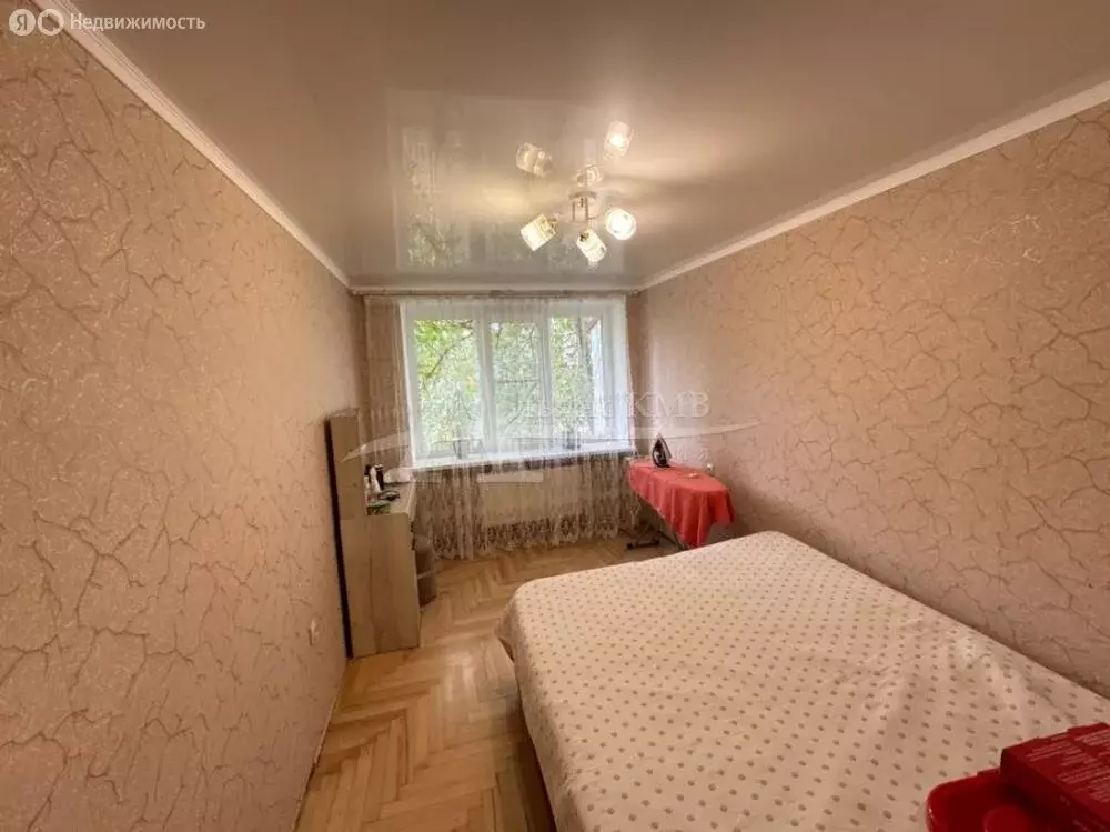 3-комнатная квартира: Нежинский, 1 (65 м) - Фото 0