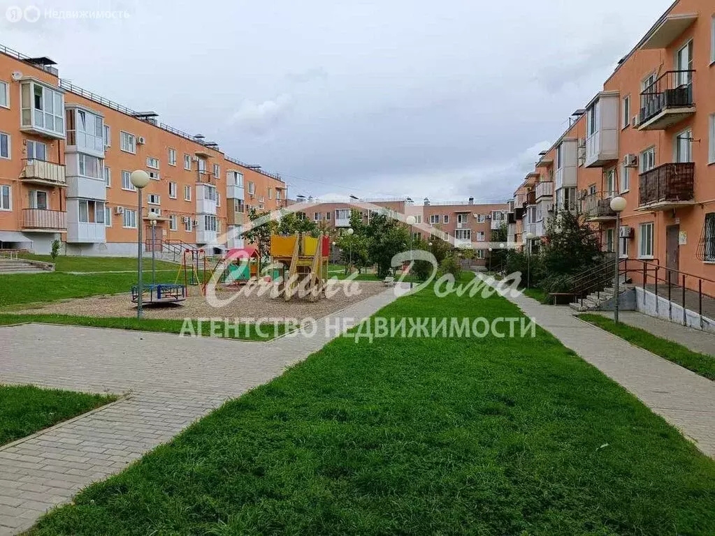 3-комнатная квартира: Волгоград, улица Грибанова, 6 (72 м) - Фото 2