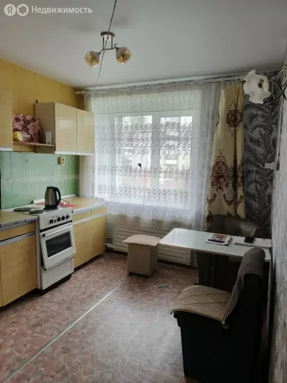 1-комнатная квартира: Усть-Илимск, улица Энтузиастов, 15 (30.9 м) - Фото 0
