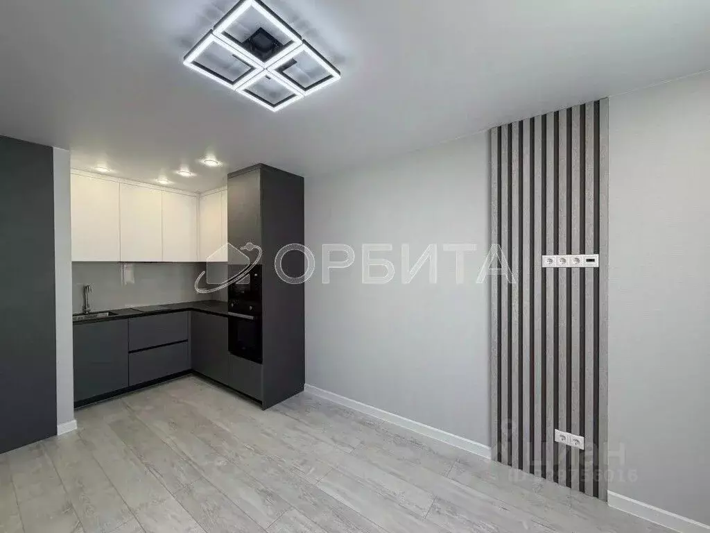 Студия Тюменская область, Тюмень Интернациональная ул., 199к9 (25.2 м) - Фото 1