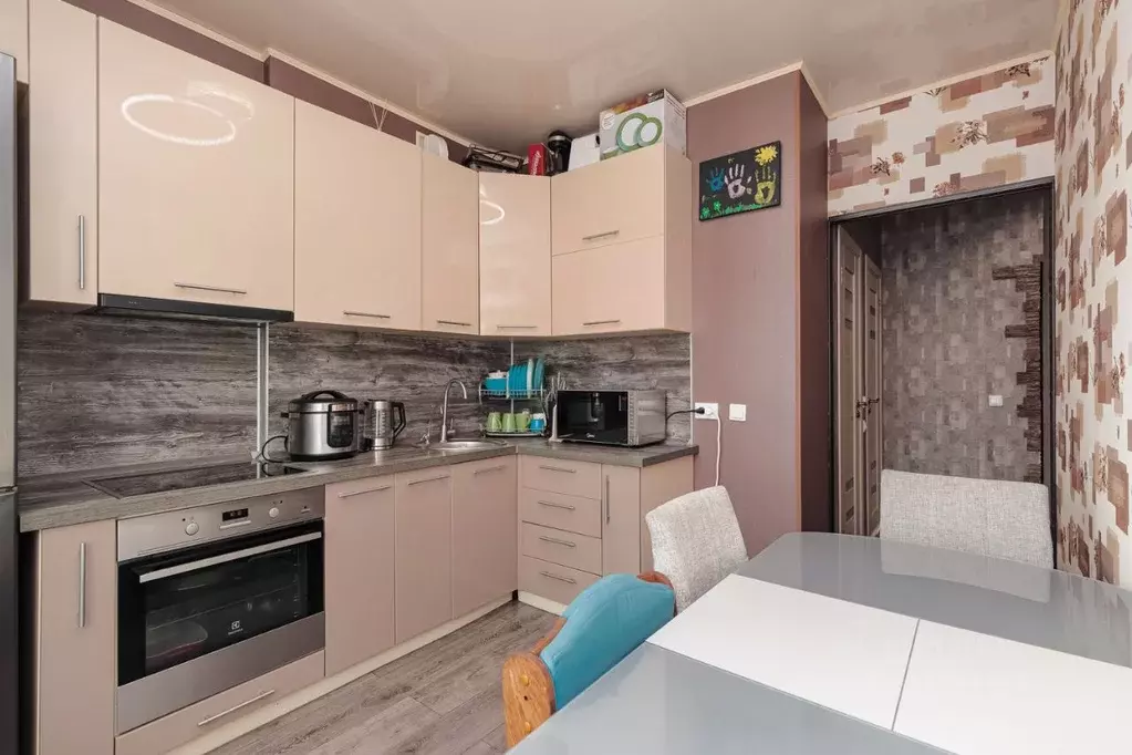 2-к кв. Новосибирская область, Новосибирск ул. Петухова, 12/6 (50.2 м) - Фото 0