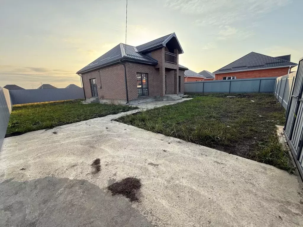 Дом в Краснодарский край, Динской район, Южно-Кубанское с/пос, пос. ... - Фото 1