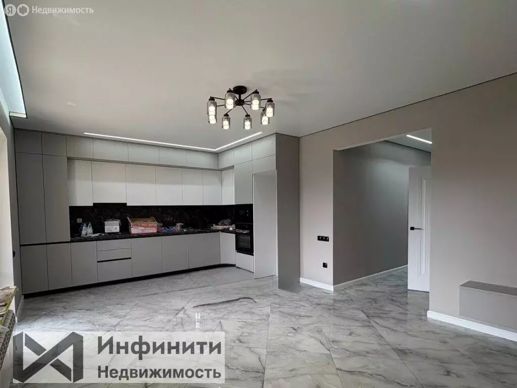 Дом в Михайловск, улица Бориса Стругацкого, 128 (105 м) - Фото 1