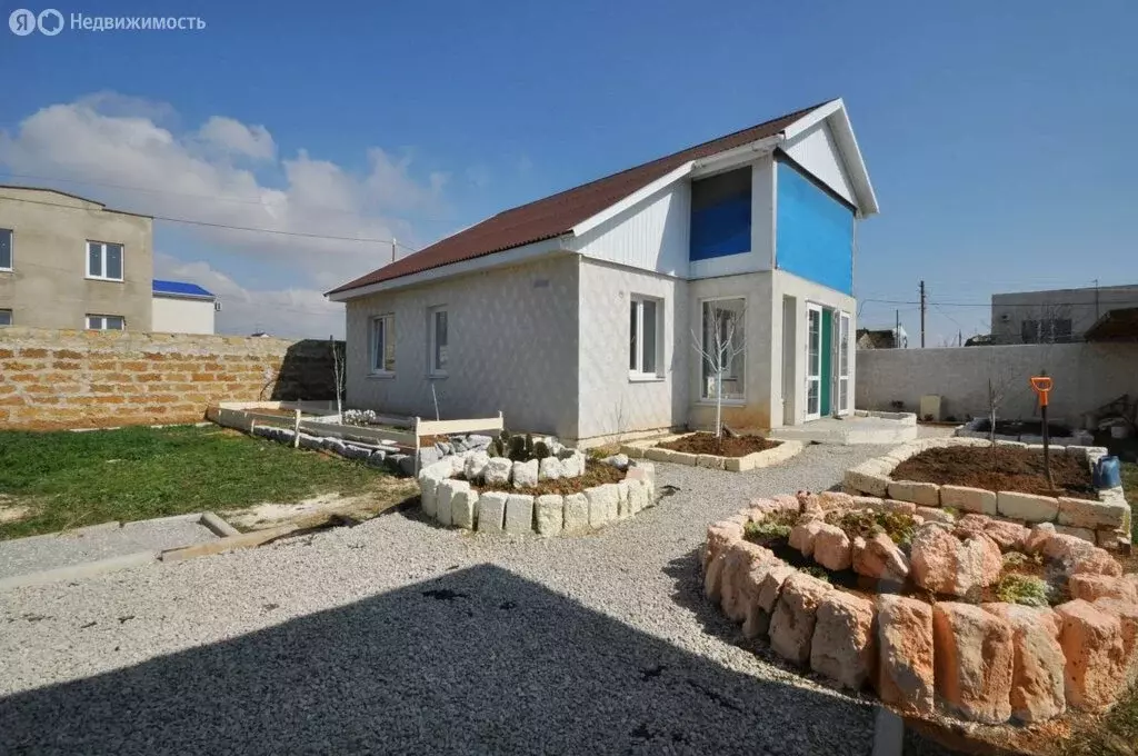 Дом в Сакский район, Уютненское сельское поселение, садоводческий ... - Фото 1