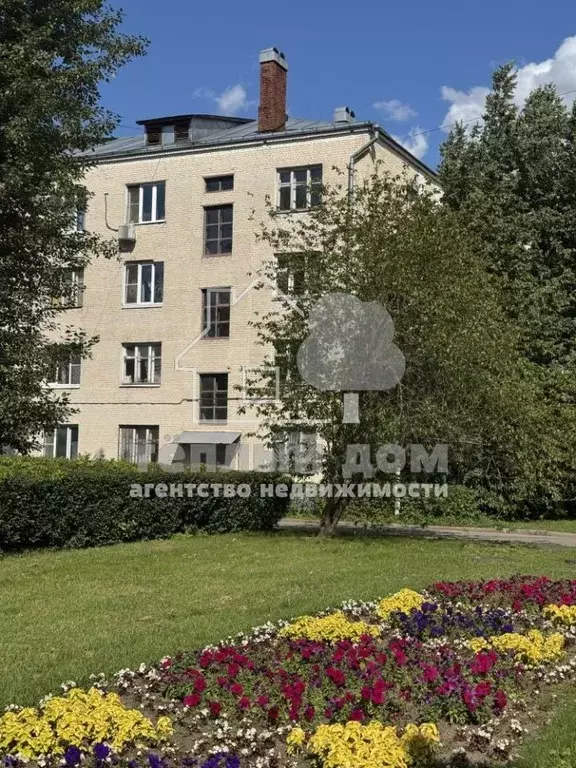 Комната Московская область, Королев Октябрьская ул., 3 (12.6 м) - Фото 1