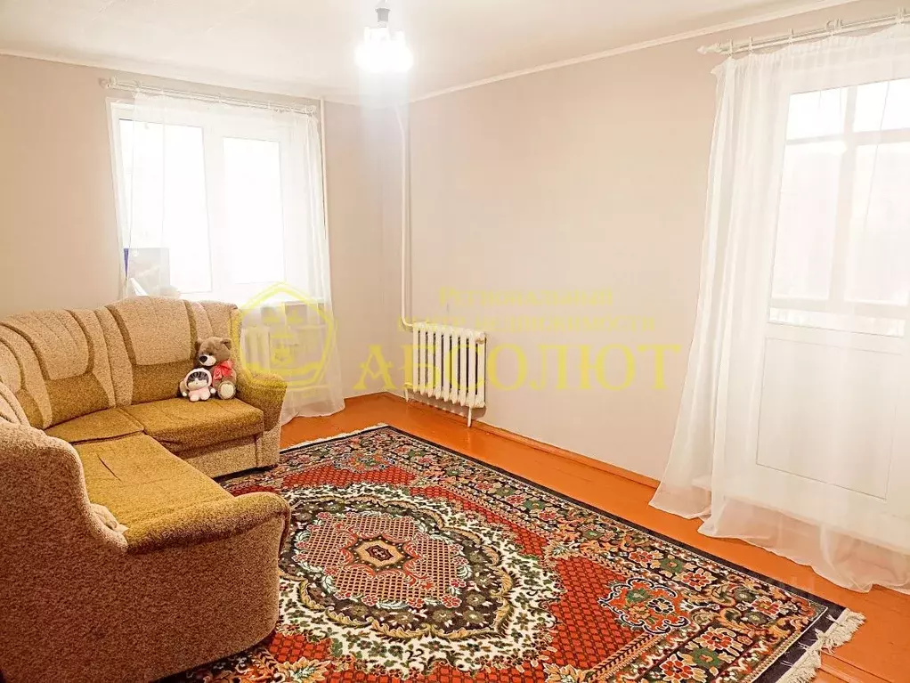 1-к кв. Свердловская область, Ревда Российская ул., 52 (34.0 м) - Фото 1