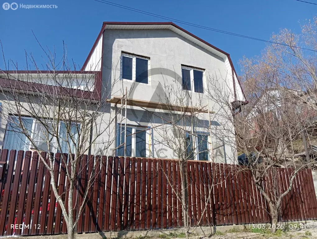 Дом в Хадыженск, Зелёная улица (139.4 м) - Фото 1