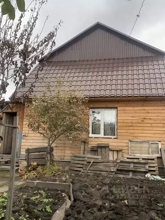 Дом в Омская область, Омск ул. 3-я Заводская, 13/2 (200 м) - Фото 1