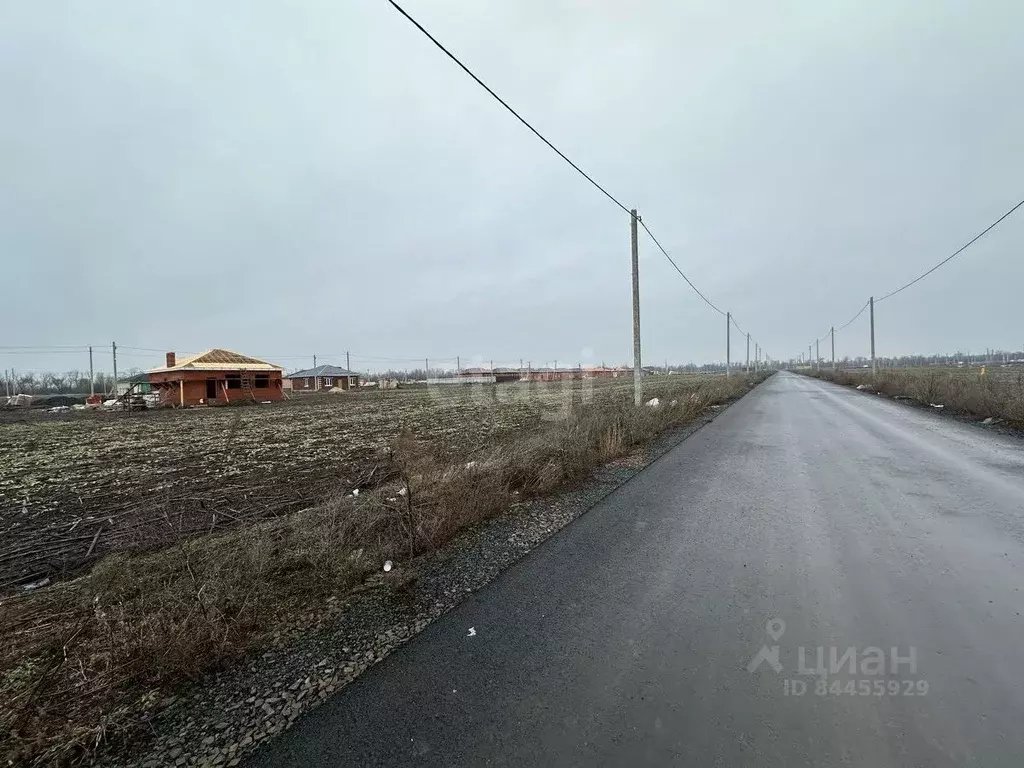 Участок в Ростовская область, Неклиновский район, с. ... - Фото 0