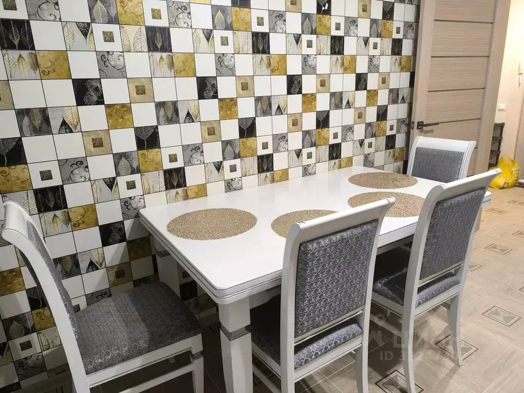 2-к кв. Краснодарский край, Тихорецк ул. Подвойского, 104 (55.0 м) - Фото 2