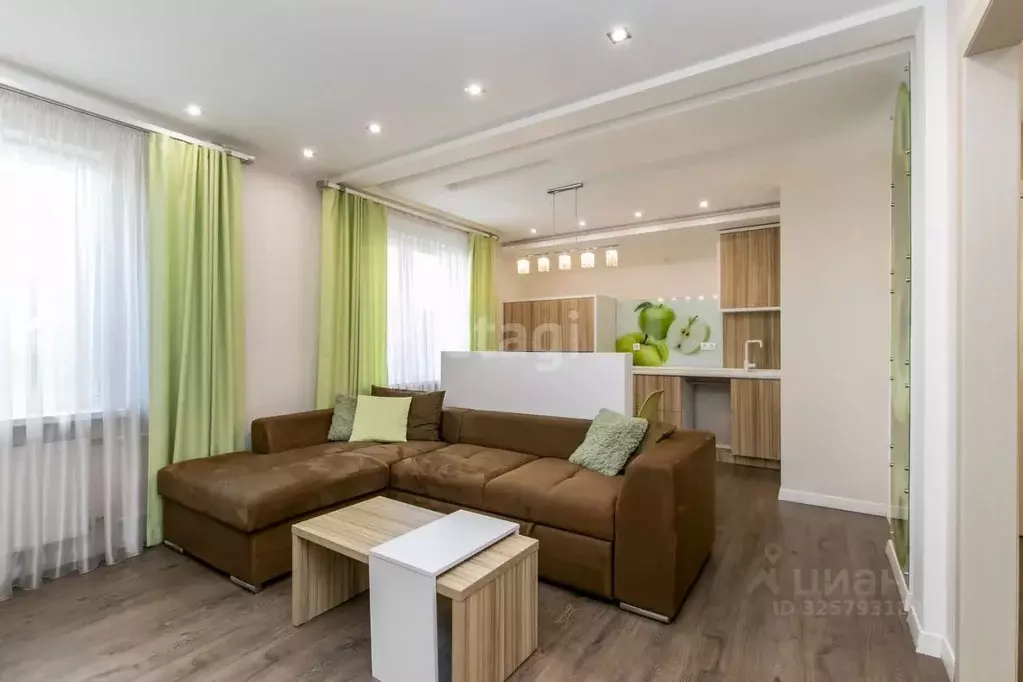 2-к кв. Тюменская область, Тюмень ул. Ю.-Р.Г. Эрвье, 30к1 (64.2 м) - Фото 1