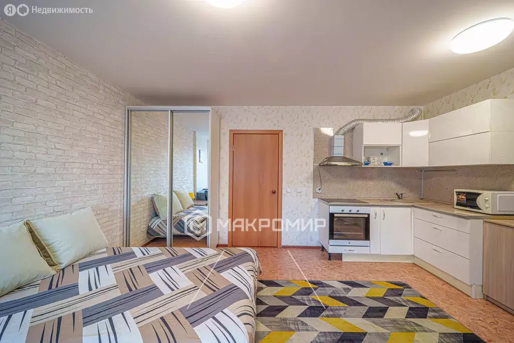 Квартира-студия: Пермь, улица Крылова, 17 (32.2 м) - Фото 1