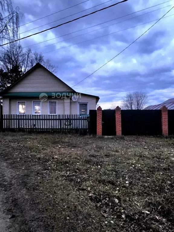 Дом в Марий Эл, Звениговский район, Кокшайское с/пос, с. Кокшайск ул. ... - Фото 2