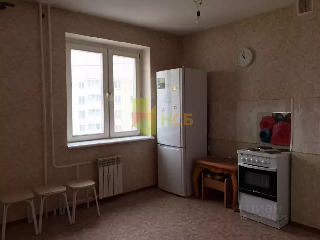 Студия Омская область, Омск ул. 12 Декабря, 1 (34.0 м) - Фото 2