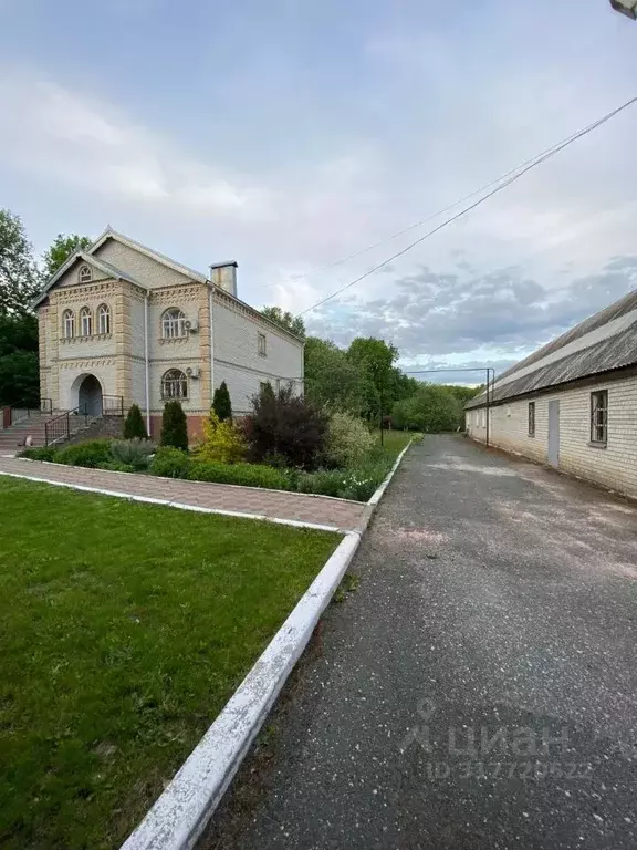 Дом в Саратовская область, Базарный Карабулак рп ул. Ленина, 25 (428 ... - Фото 1