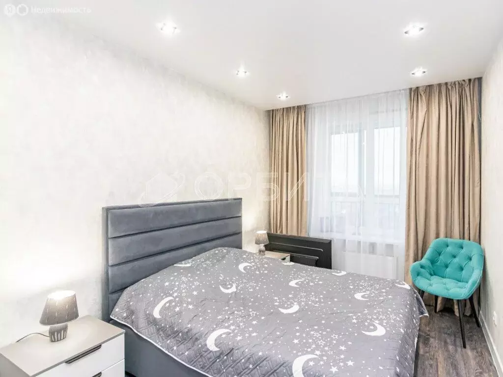 1-комнатная квартира: Тюмень, улица Достоевского, 18 (40 м) - Фото 1