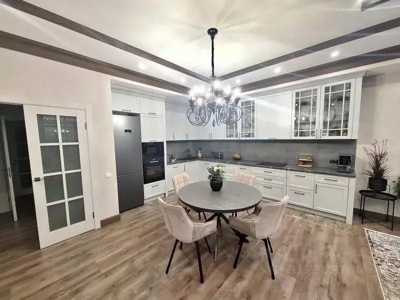 3-к кв. Самарская область, Тольятти Спортивная ул., 14 (133.7 м) - Фото 2