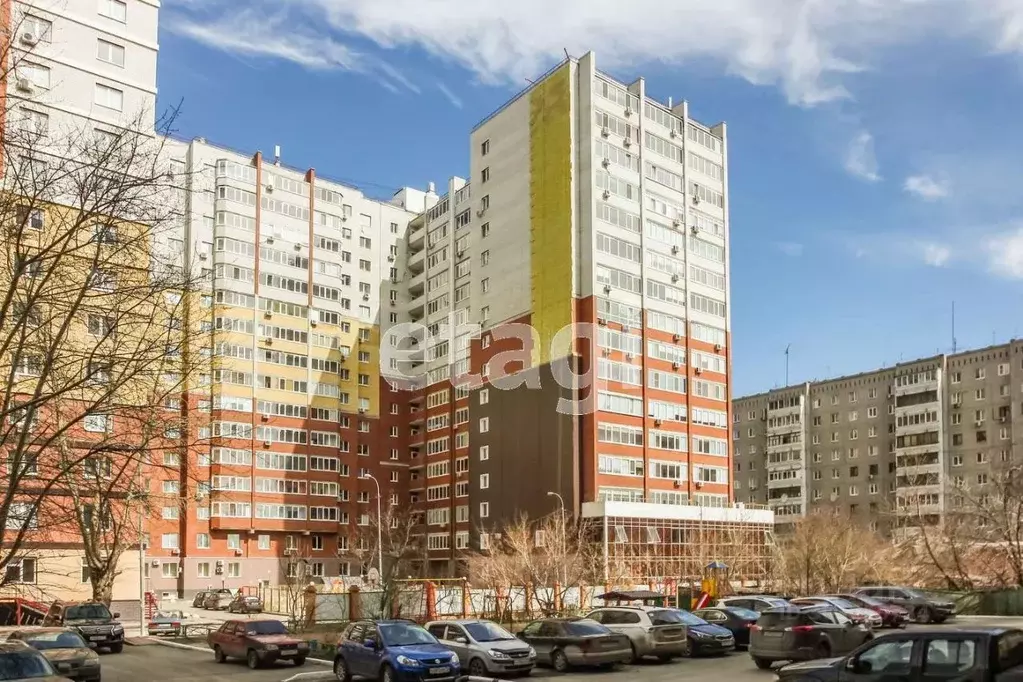 3-к кв. Тюменская область, Тюмень ул. Салтыкова-Щедрина, 58 (89.3 м) - Фото 1