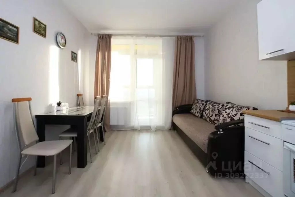 1-к кв. Пермский край, Пермь ул. Революции, 52Б (45.0 м) - Фото 1