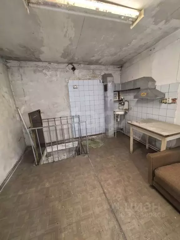 Гараж в Хабаровский край, Комсомольск-на-Амуре Вагонная ул., 28 (74 м) - Фото 1