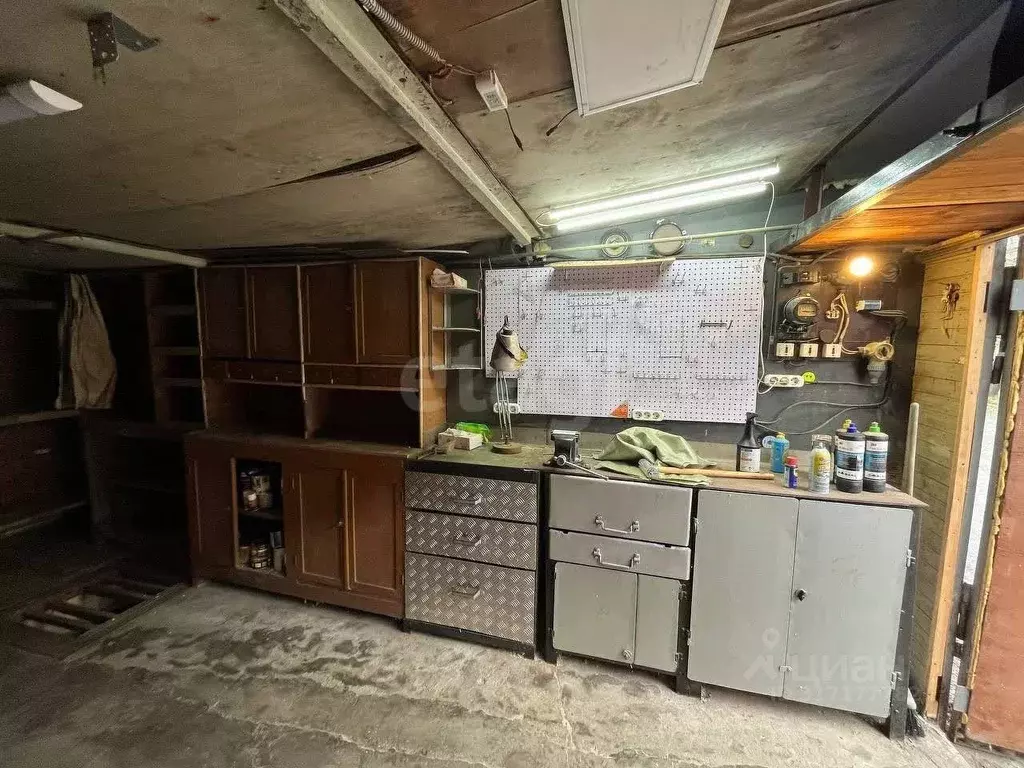 Гараж в Приморский край, Владивосток Интернациональная ул., 54 (26 м) - Фото 1