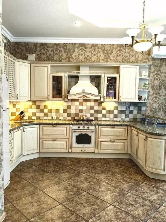 Коттедж в Краснодарский край, Сочи Бытха мкр, ул. Ворошиловская, 11/9 ... - Фото 1