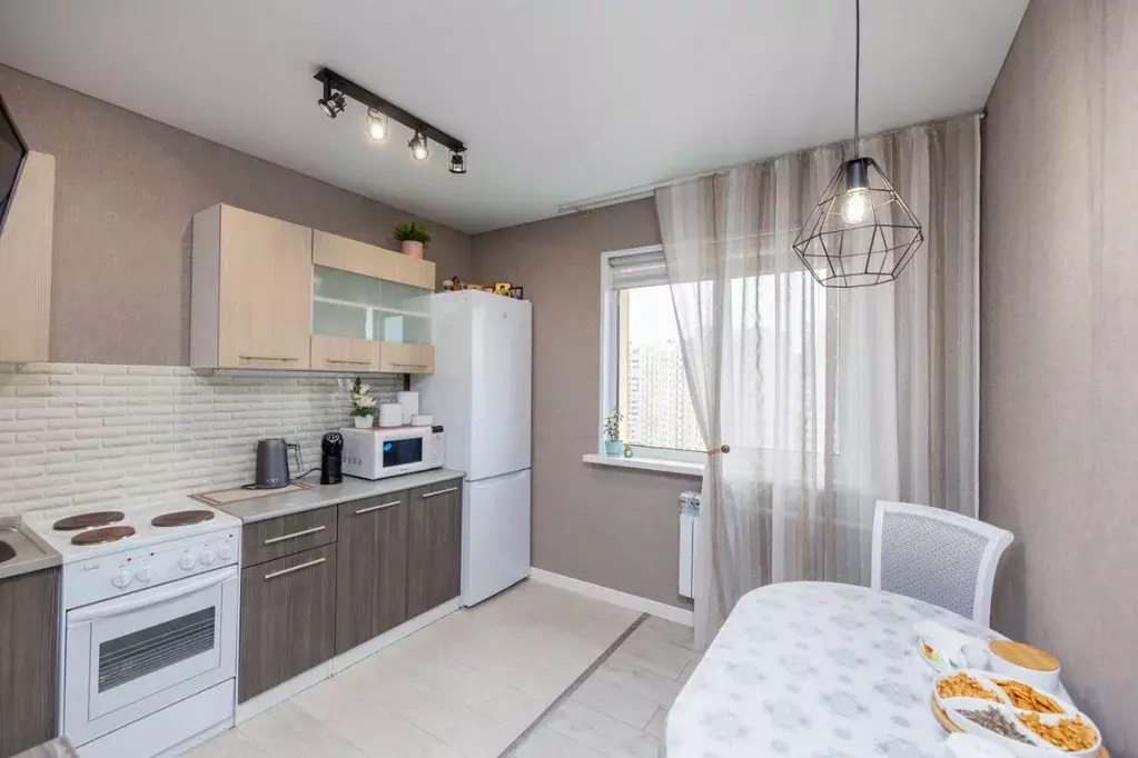 2-к кв. Оренбургская область, Оренбург Транспортная ул., 16А (52.0 м) - Фото 2