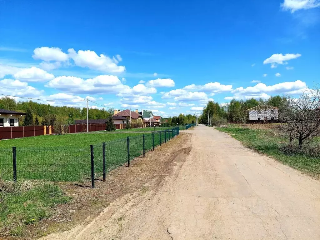 Участок в Московская область, Мытищи городской округ, д. Шолохово ш. ... - Фото 1
