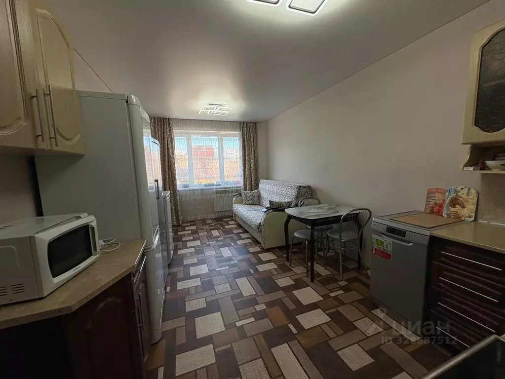 3-к кв. Курганская область, Курган Заозерный жилрайон, 5-й мкр, 16к5 ... - Фото 1