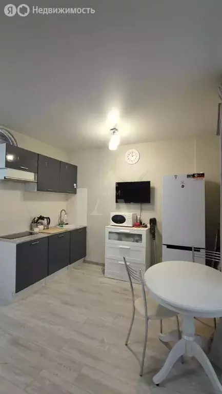 1-комнатная квартира: Волгоград, улица 51-й Гвардейской Дивизии, 28 ... - Фото 2