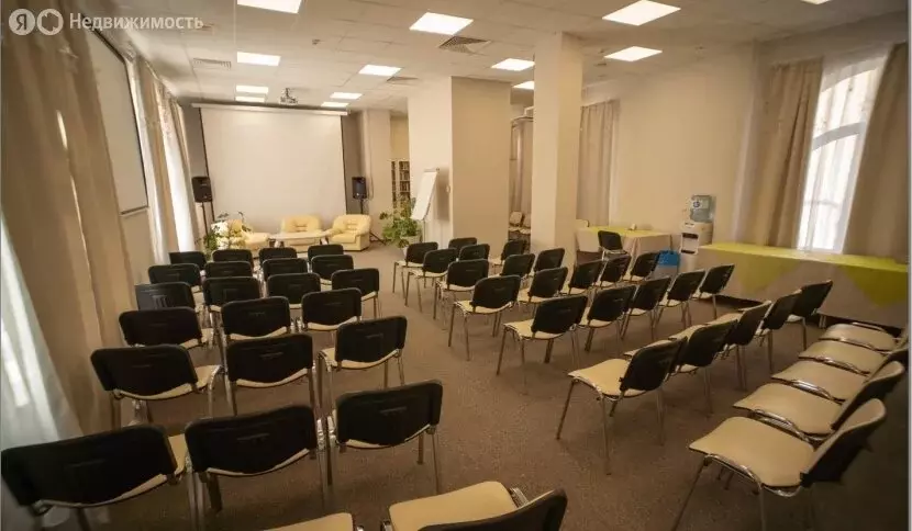 Офис (3300 м) - Фото 2