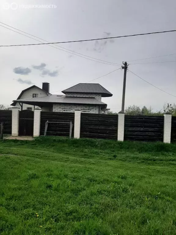 Дом в Орловский муниципальный округ, деревня Вязки (177 м) - Фото 0