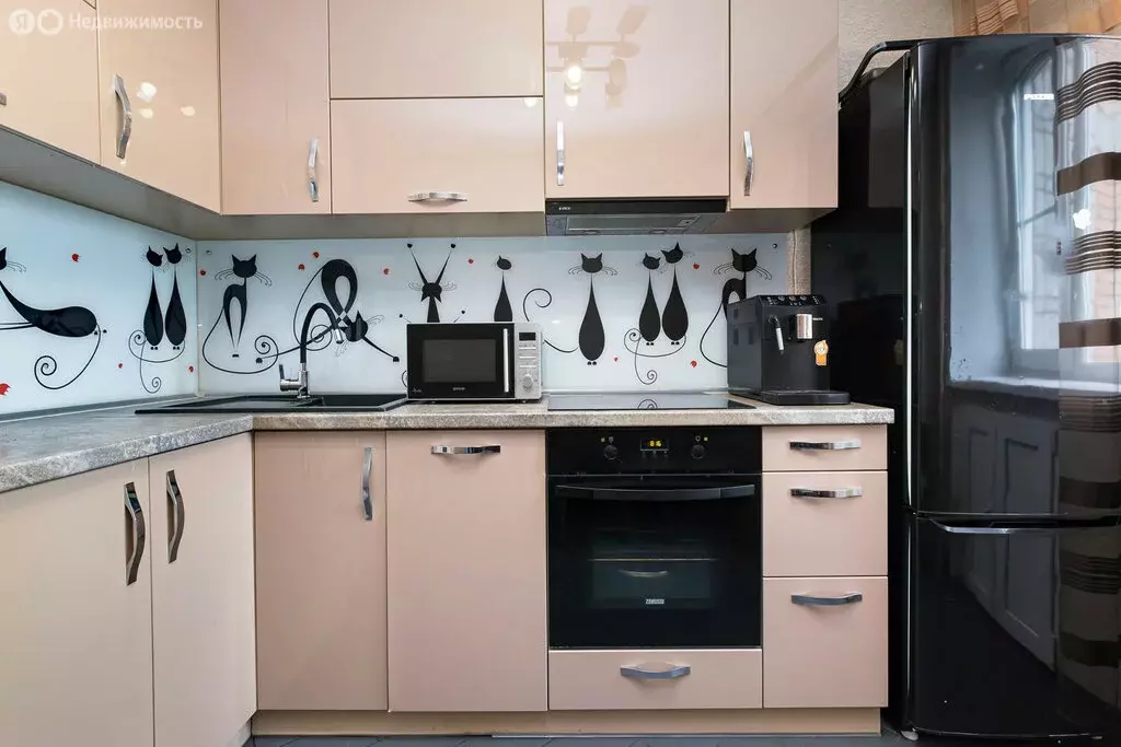 4-комнатная квартира: Новосибирск, улица Чкалова, 74 (73.3 м) - Фото 1