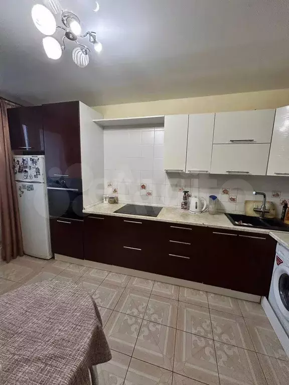 2-к. квартира, 60 м, 8/17 эт. - Фото 0