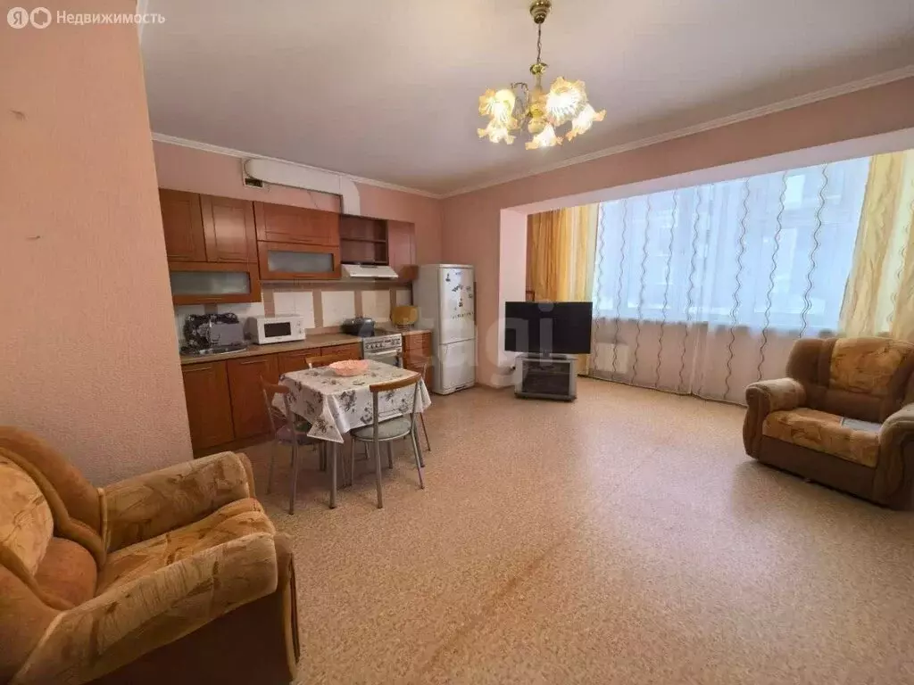 2-комнатная квартира: Кемерово, улица Веры Волошиной, 39 (57.1 м) - Фото 2