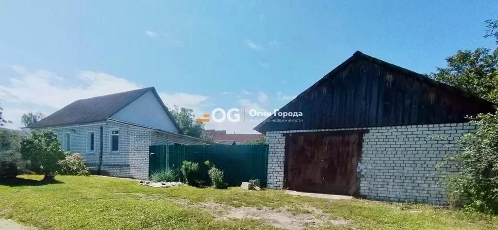 Дом в Брянская область, Брянск Белые Берега пгт, ул. Урицкого (72 м) - Фото 0