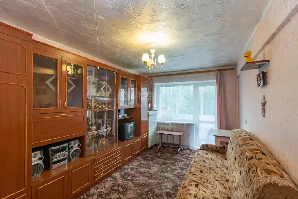2-к кв. Омская область, Омск ул. Малиновского, 11 (48.5 м) - Фото 0