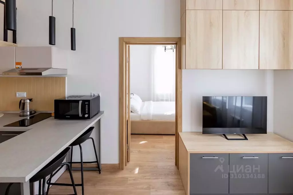2-к кв. Татарстан, Казань ул. Карла Маркса, 11А (35.0 м) - Фото 1
