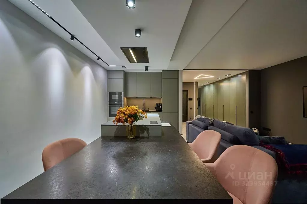 2-к кв. Краснодарский край, Краснодар Дальняя ул., 8к2 (81.2 м) - Фото 1