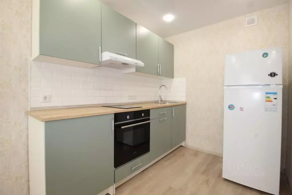 3-к кв. Омская область, Омск пос. Биофабрика, 19к1 (55.0 м) - Фото 1