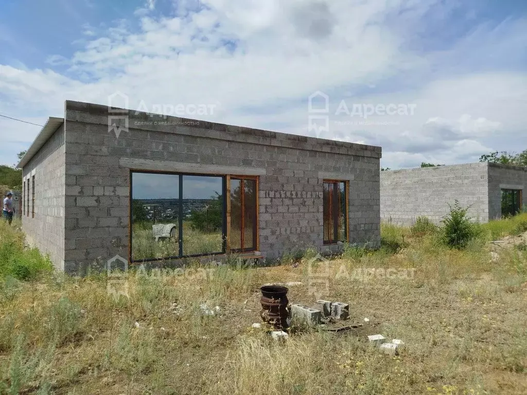 Дом в Волгоградская область, Волгоград Листовая ул. (96 м) - Фото 1