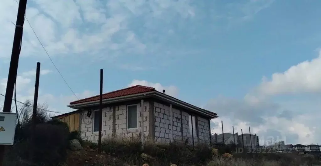 Дом в Севастополь ш. Крепостное, 31к39 (56 м) - Фото 1