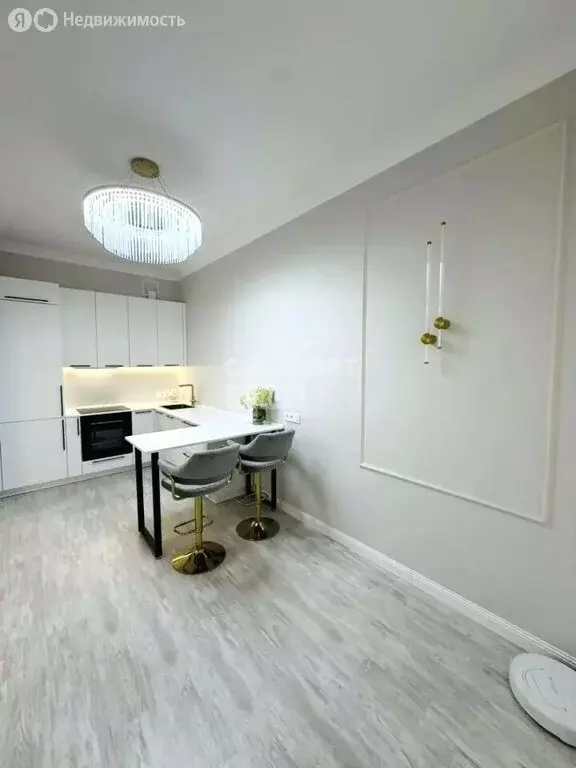 2-комнатная квартира: деревня Сосенки, Ясеневая улица, 9 (50 м) - Фото 1