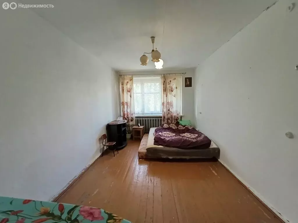 3-комнатная квартира: Дегтярск, улица Циолковского, 2 (60 м) - Фото 1