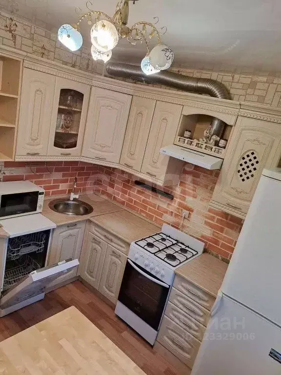 2-к кв. Ямало-Ненецкий АО, Новый Уренгой Дружба мкр, 4/2 (54.0 м) - Фото 2