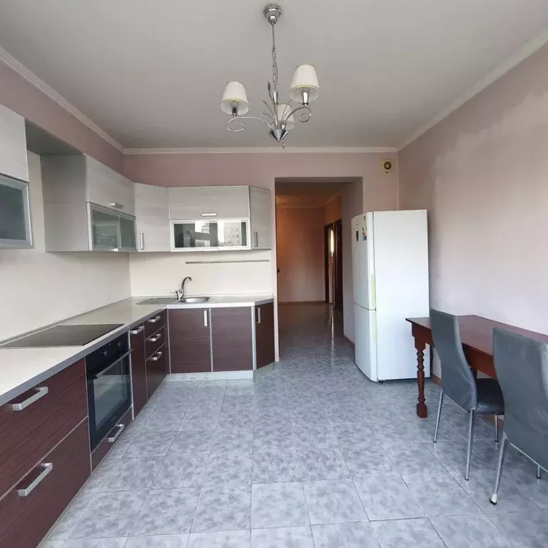 2-к кв. Московская область, Красногорск ул. Имени Зверева, 4 (67.0 м) - Фото 1