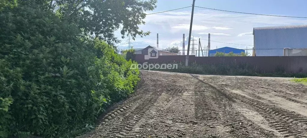 Участок в Свердловская область, Среднеуральск ул. Третья, 22 (7.0 ... - Фото 1