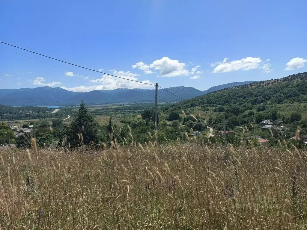 Участок в Севастополь с. Широкое, ул. Бархатовой, 12 (10.0 сот.) - Фото 0