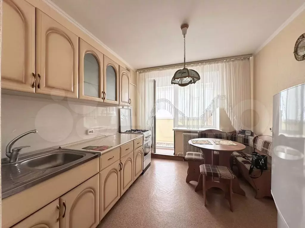 2-к. квартира, 61 м, 3/10 эт. - Фото 0